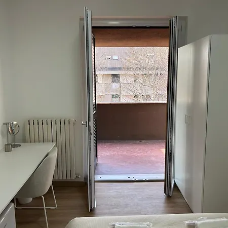 Stanza Privata Rho Fiera San Siro Milano Homestay szállás *